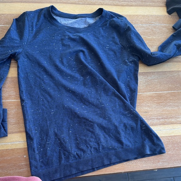lululemon athletica Tops - Lululemon swiftly tech Long Sleeve Shirt